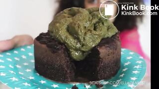 SCAT - Sexy girls Pooping 22