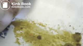 SCAT - Sexy girls Pooping 19