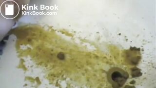 SCAT - Sexy girls Pooping 19