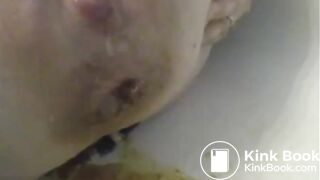 SCAT - Sexy girls Pooping 19