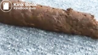 SCAT - Sexy girls Pooping 22