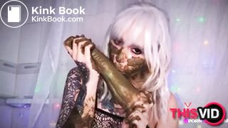 SCAT - Sexy girls Pooping 21