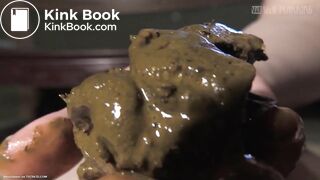 SCAT - Sexy girls Pooping 22