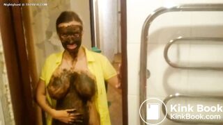 SCAT - Sexy girls Pooping 24