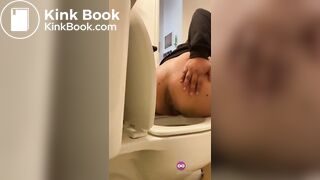 SCAT - Sexy girls Pooping 19