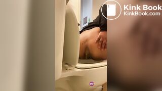 SCAT - Sexy girls Pooping 19