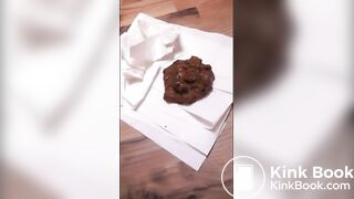 SCAT - Sexy girls Pooping 21