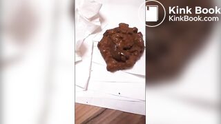 SCAT - Sexy girls Pooping 21