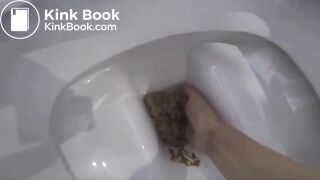 SCAT - Sexy girls Pooping 24