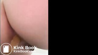 SCAT - Sexy girls Pooping 18