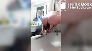 SCAT - Sexy girls Pooping 26