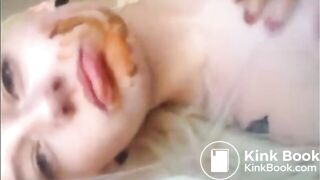 SCAT - Sexy girls Pooping 28