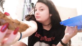 SCAT - Sexy girls Pooping 26