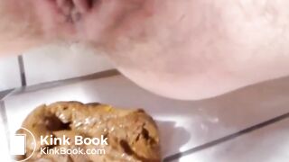SCAT - Sexy girls Pooping 19