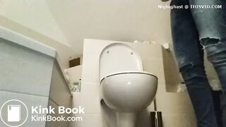 SCAT - Sexy girls Pooping 25