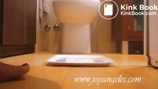 SCAT - Sexy girls Pooping 26