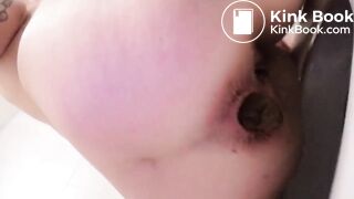 SCAT - Sexy girls Pooping 21