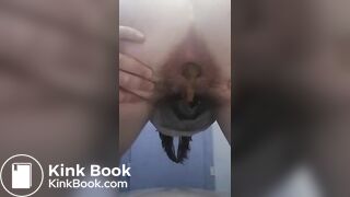 SCAT - Sexy girls Pooping 22