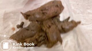 SCAT - Sexy girls Pooping 27