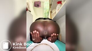 SCAT - Sexy girls Pooping 27