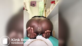 SCAT - Sexy girls Pooping 27