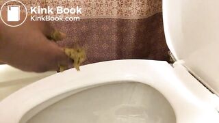 SCAT - Sexy girls Pooping 27