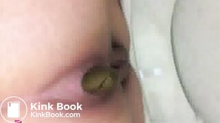 SCAT - Sexy girls Pooping 21