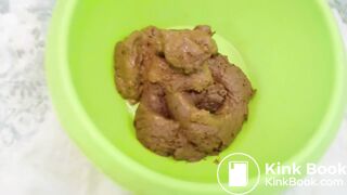 SCAT - Sexy girls Pooping 28