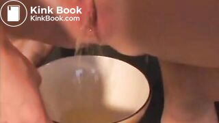 SCAT - Sexy girls Pooping 21