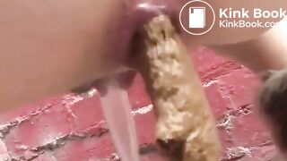 SCAT - Sexy girls Pooping 29