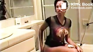 SCAT - Sexy girls Pooping 22