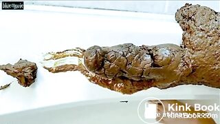 SCAT - Sexy girls Pooping 19