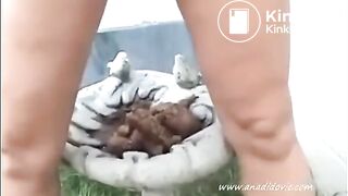 SCAT - Sexy girls Pooping 28