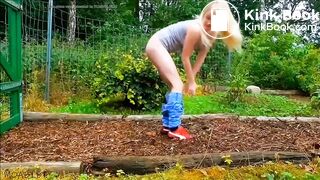 SCAT - Sexy girls Pooping 29