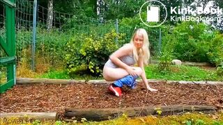 SCAT - Sexy girls Pooping 29