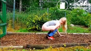 SCAT - Sexy girls Pooping 29