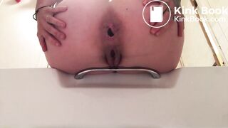 SCAT - Sexy girls Pooping 24