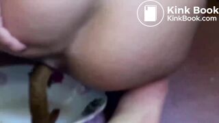 SCAT - Sexy girls Pooping 29