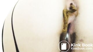 SCAT - Sexy girls Pooping 22