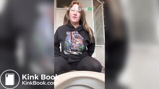 SCAT - Sexy girls Pooping 30
