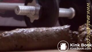 SCAT - Sexy girls Pooping 30
