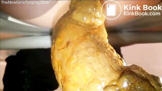 SCAT - Sexy girls Pooping 24