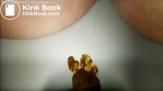 SCAT - Sexy girls Pooping 24