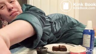 SCAT - Sexy girls Pooping 30