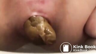 SCAT - Sexy girls Pooping 21