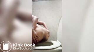 SCAT - Sexy girls Pooping 30