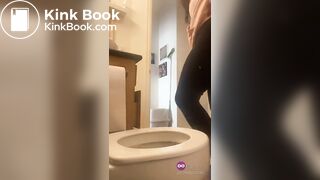 SCAT - Sexy girls Pooping 31