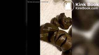 SCAT - Sexy girls Pooping 26