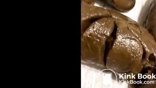 SCAT - Sexy girls Pooping 26