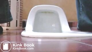 SCAT - Sexy girls Pooping 26